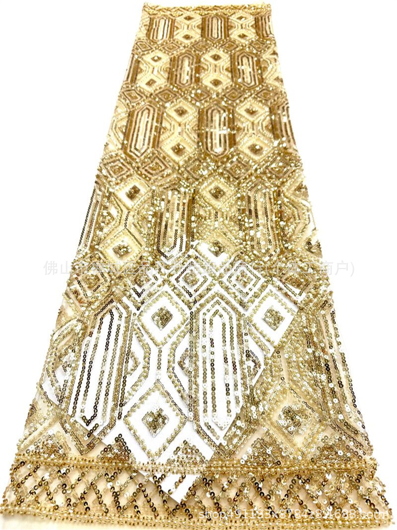 Oriente Medio Gaoding industria pesada bordada tela de brindis ropa de tela fábrica de venta directa de alta gama sequinilla bordada tela