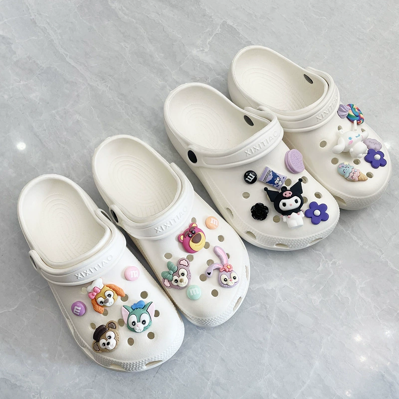 2024 черный медведь белая собака куломи югуи собака Мелодия Даффи печенье конфеты отверстие обувь Пряжка смола обувь цветок