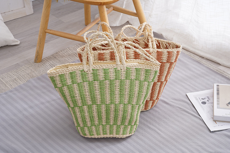 Women's Medium Straw Stripe Basic Square Zipper Shoulder Bag Straw Bag display picture 2