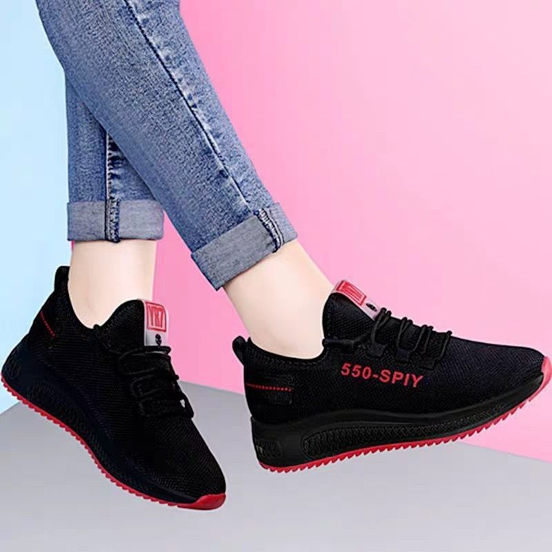 Viejos zapatos de tela de Beijing zapatos de mujer zapatos de trabajo casuales zapatos de baile de algodón negro suave zapatos de madre antideslizantes