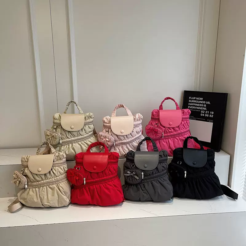 韩版学院风双肩包女2025新款个性褶皱手提背包尼龙布休闲学生书包