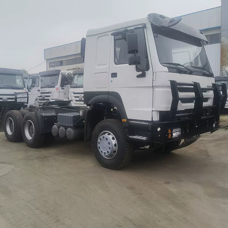 出口贸易专用车型豪沃6×4二手牵引双驱拖车头 371马力 批发价优
