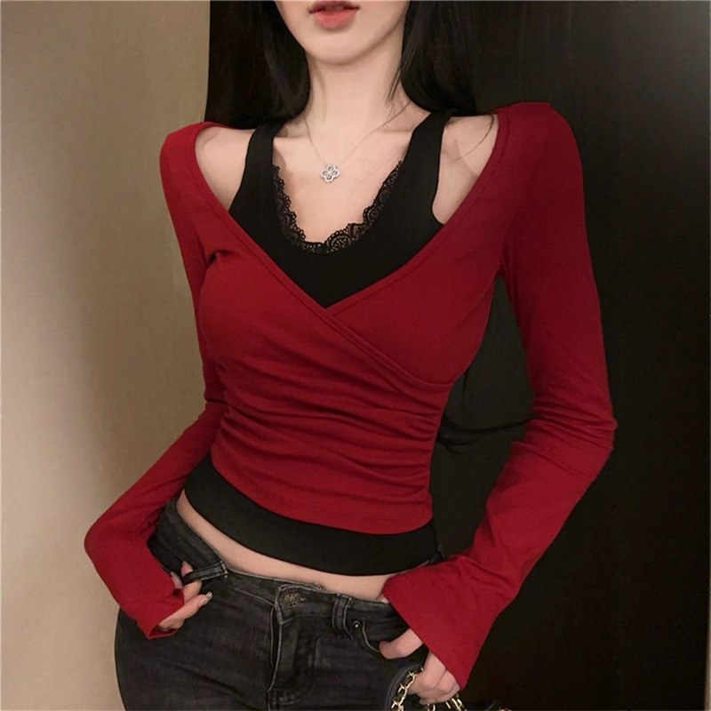 Ins Sexy Pure Lust Lace Fake Two-Piece Short V Neck Long-Sleeved Bottoming Shirt for Women Autumn and Winter Sexy Long-Sleeved Tops for Women Trendy