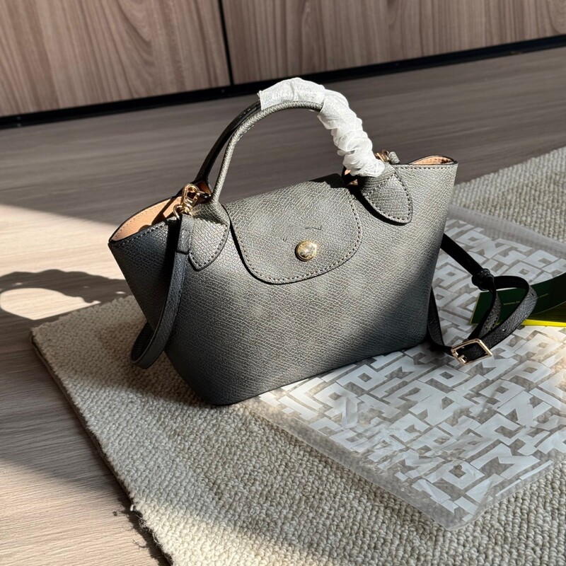 New Style Vegetable Basket Bag, Dumpling-Shaped Handbag, Crossbody Bag, Light Luxury Commuter High-End Women's Bag, One-Piece Dropshipping, Cross-Border Wholesale