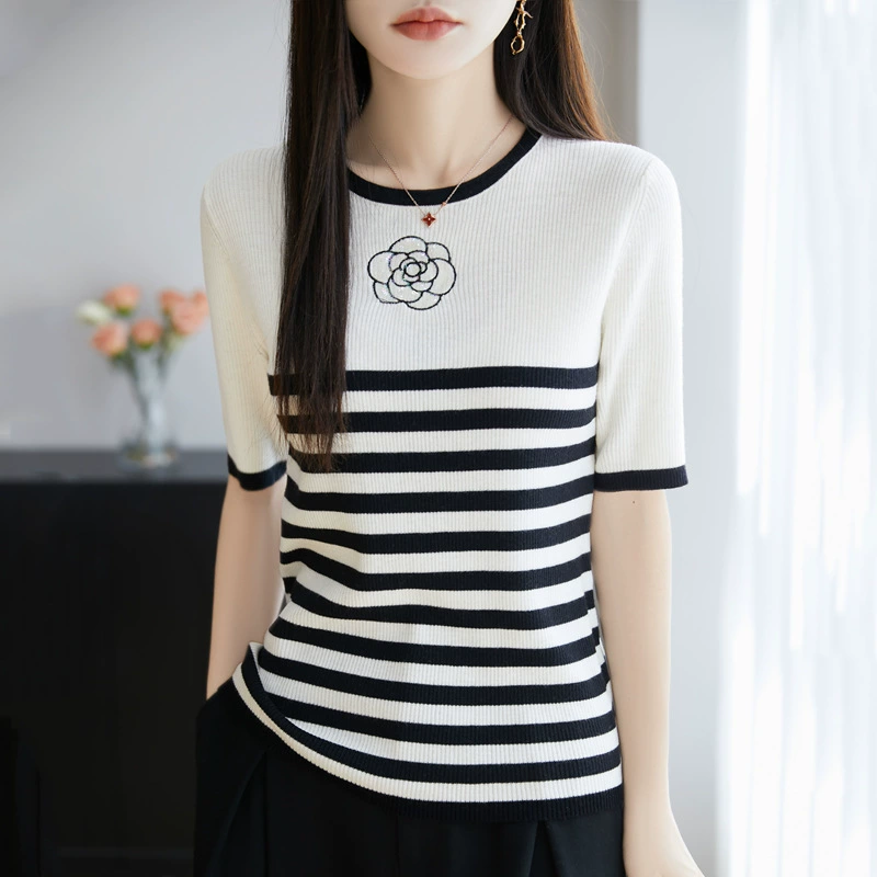 Woolen knitted sweater, summer short sleeve T-shirt, round collar, 25 years, flowered