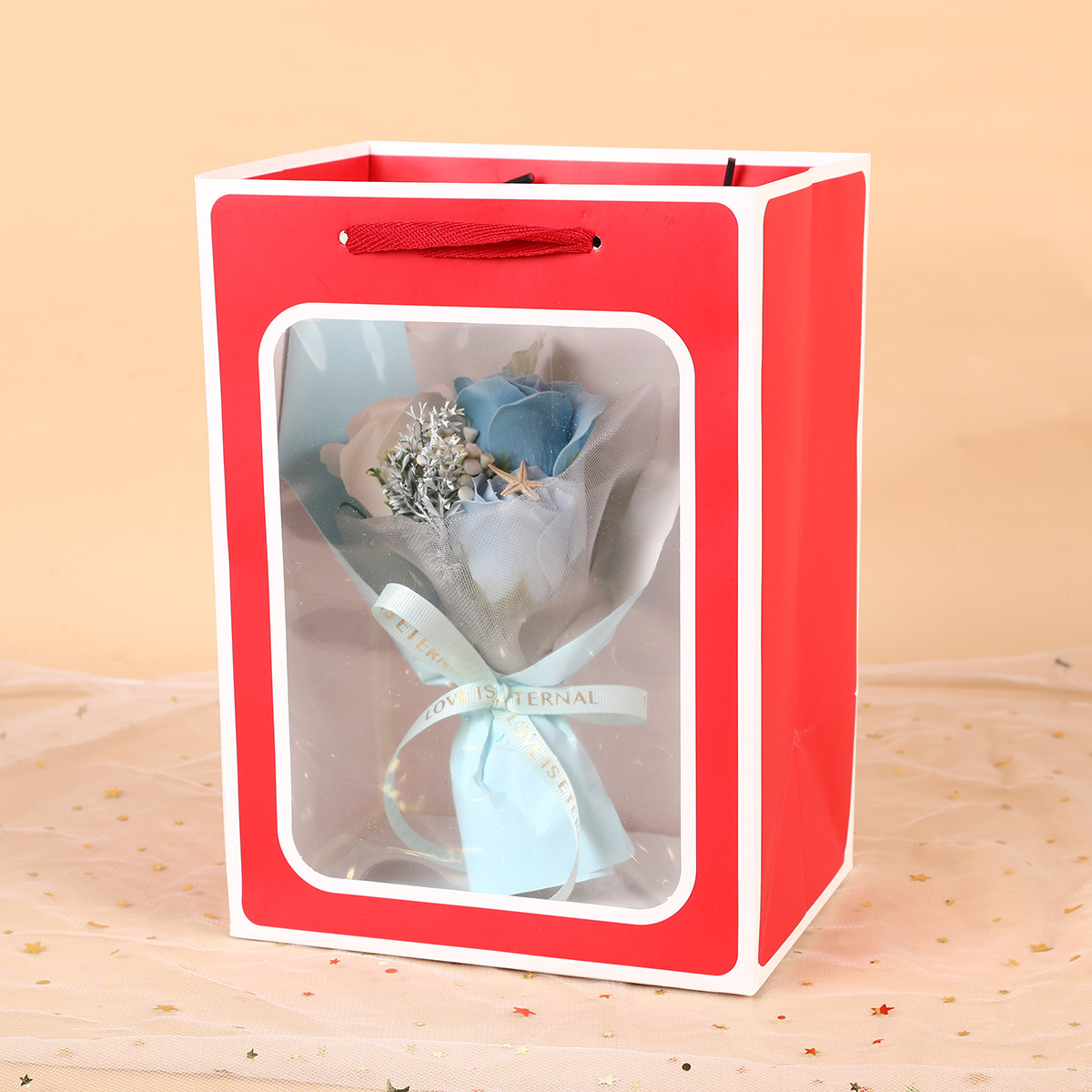 빨간색 배경과 흰색 프레임; 흰색 판지; 하드 스몰 사이즈 18*13*25CM