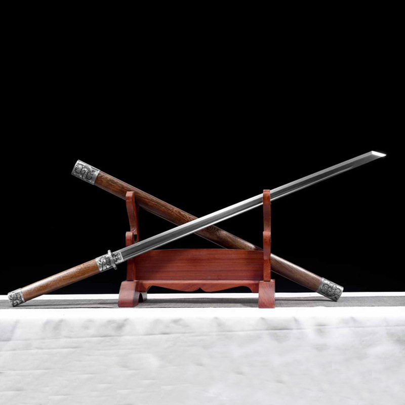 龙泉市刀剑素装唐横刀锰钢一体锻打硬宝剑绣春刀外贸批发未开刃