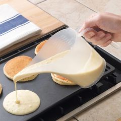 A5L pointed-mouth pouring pot baking baking dispenser with scale measuring cup mixing bowl cake distribution funnel baking