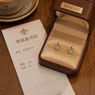新款鸢尾花耳钉女小众设计高级感耳饰简约时尚百搭冷清感一件代发