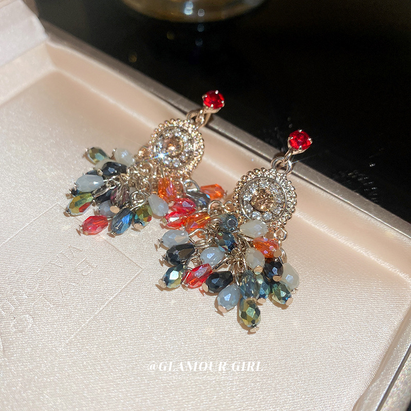 Pendientes de borla de cristal de flor de diamante con aguja de plata Pendientes de lujo ligero de estilo étnico retro Pendientes de sentido avanzado de nicho para mujer