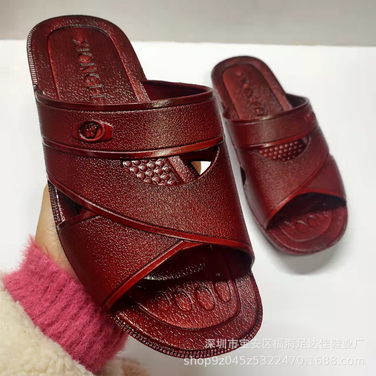 2024 Summer Running Volume New Men's Oil Slippers Middle-aged Men's Slippers Casual Non-slip Wear-resistant Comfortable Factory Wholesale