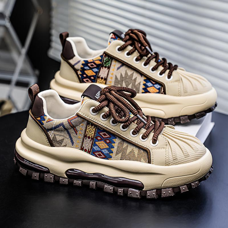 Primavera y verano nuevos zapatos para hombres zapatos casuales de suela gruesa para hombres tendencia de los hombres zapatos de papá de moda de personalidad transpirable y resistente al desgaste