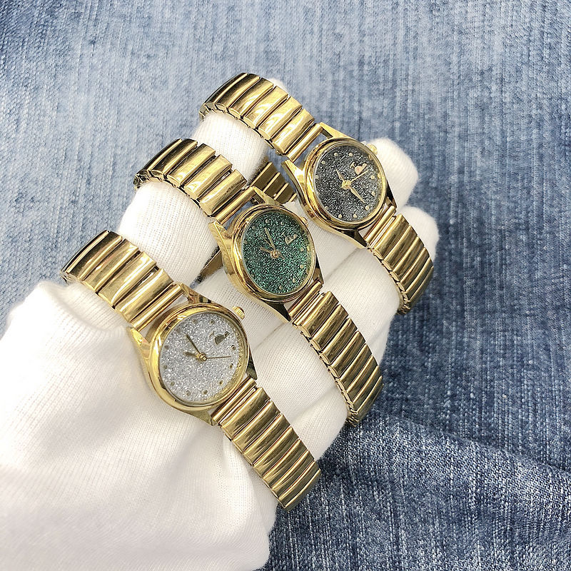 Retro Style Retro Solid Color Buckle Quartz Watch