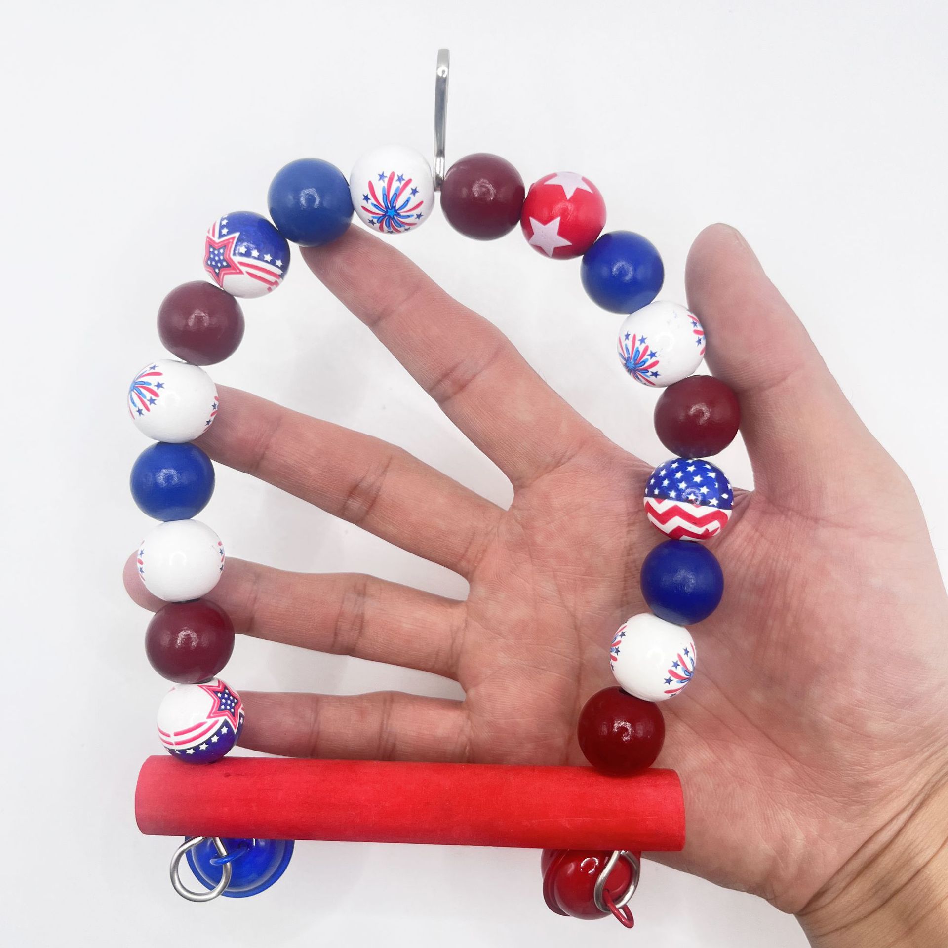 Nuevos productos transfronterizos Día de la Independencia de EE. UU. Tema Decoración navideña Pájaro de colores Columpio Pájaro Juguete Pájaro Accesorios para jaula de pájaros