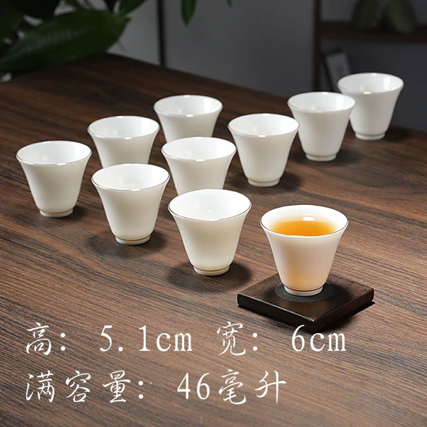 10 gold-rimmed agarwood cups