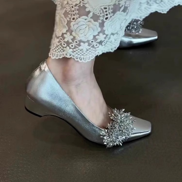 现货版~小众仙女风烟花洒晚晚鞋2025夏季方头浅口一脚蹬通勤单鞋|undefined