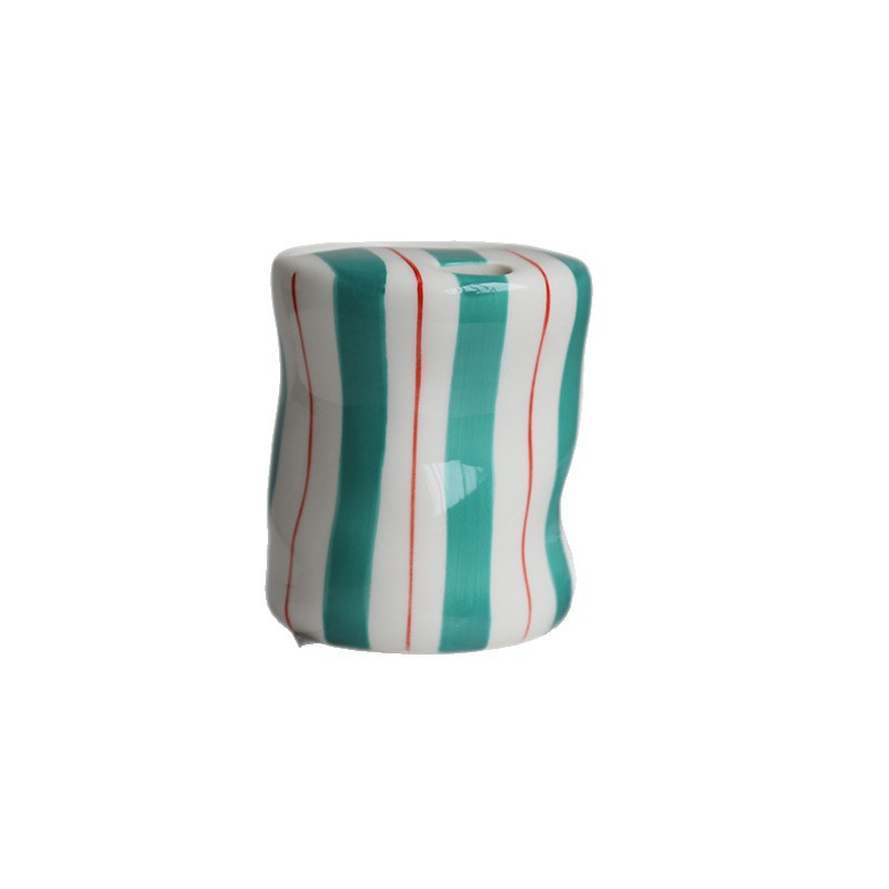 Ventas transfronterizas calientes cerámicas simples tazas de paja de café tazas de agua domésticas tazas de alto valor de cara tazas de rayas coreanas pintadas a mano tazas