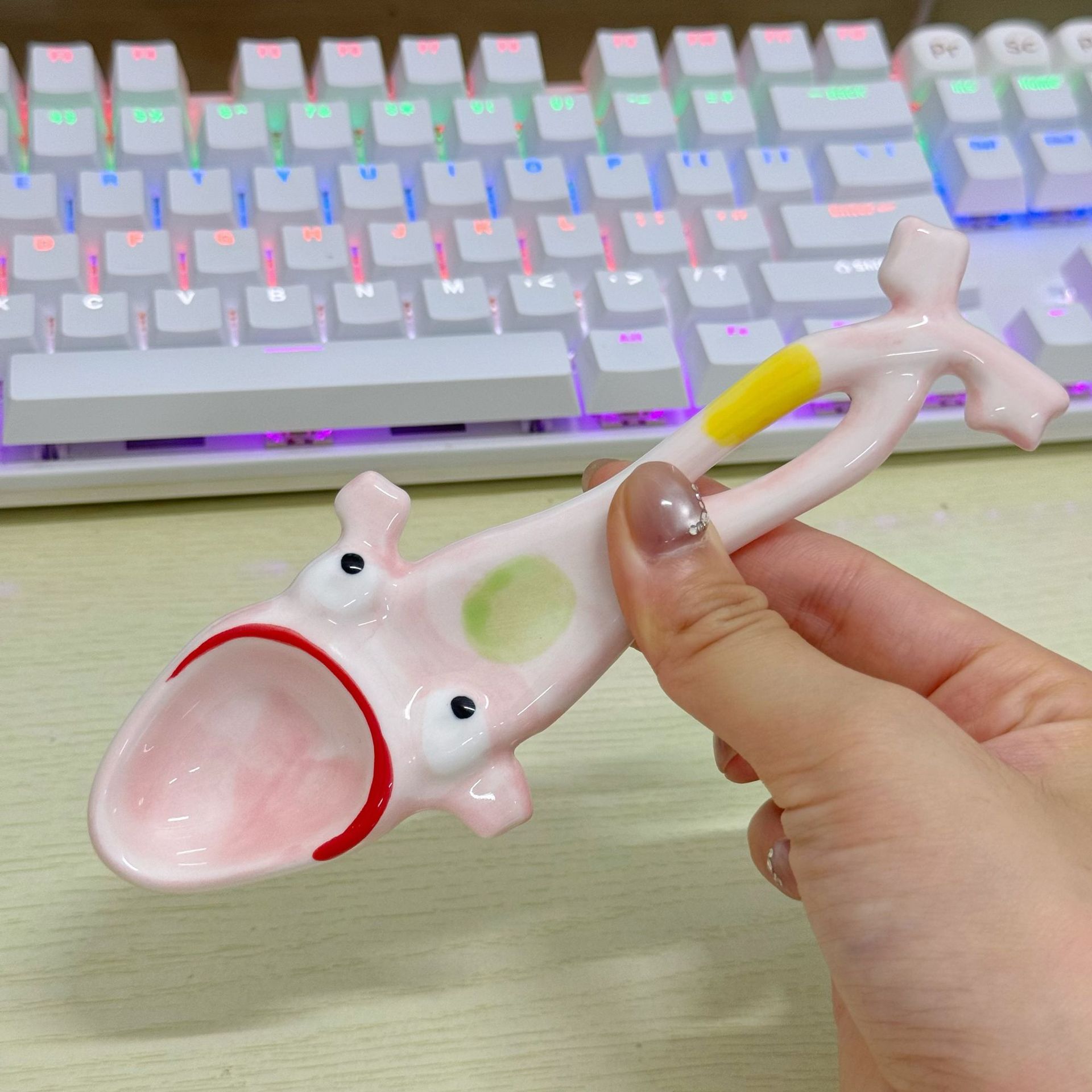 Lingură de supă din ceramică broască design original_voghion.com