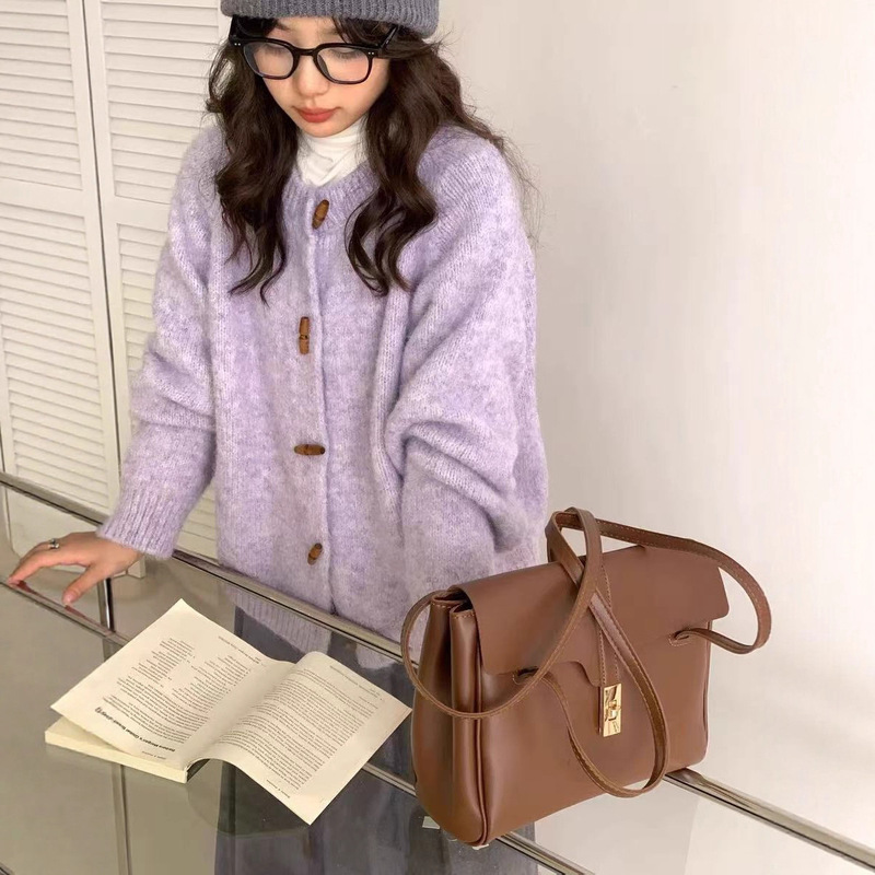 Gentle Style Round Neck Horn-Button Knitted Cardigan for Women 2025 Autumn and Winter New Loose Soft Versatile Sweater Coat Gentle Style Round Neck Horn-Button Knitted Cardigan for Women 2025 Autumn and Winter New Loose Soft Versatile Sweater Coat