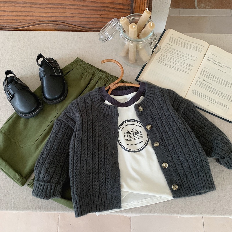Children's autumn cardigan for boys, knitted sweater, beige jacket, suitable for spring and autumn, western style 4