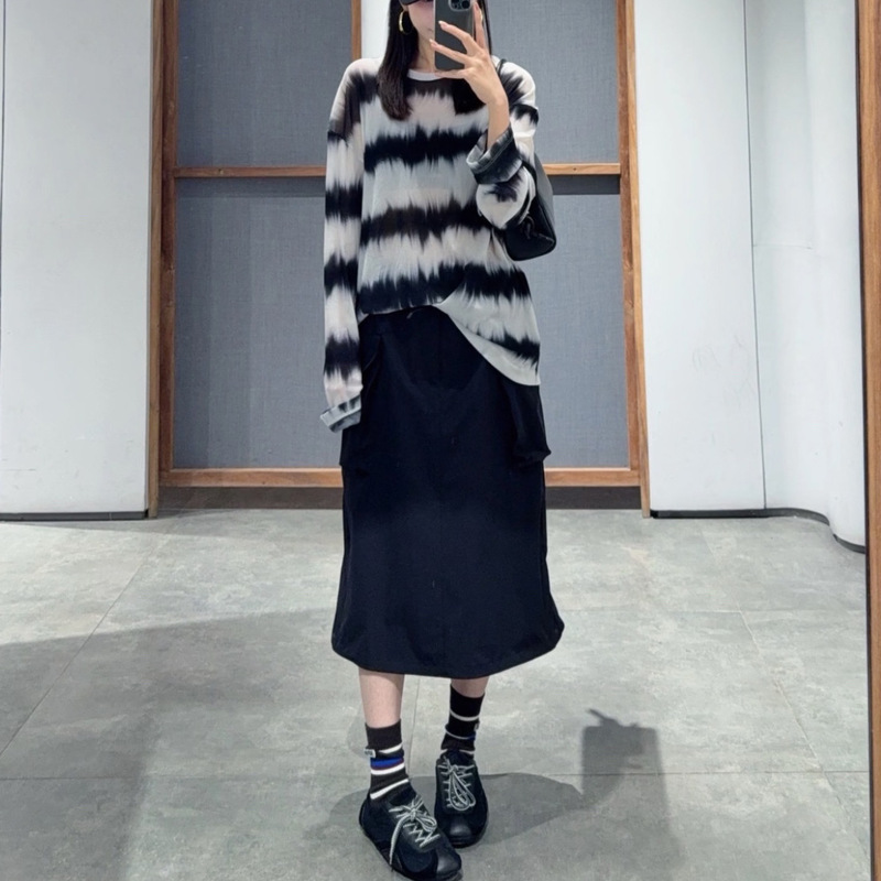 In-Stock Jiangnan Style Mesh Striped Blouse, Loose Thin Long-Sleeve T-Shirt for Women, Versatile Slimming Top for Spring In-Stock Jiangnan Style Mesh Striped Blouse, Loose Thin Long-Sleeve T-Shirt for Women, Versatile Slimming Top for Spring