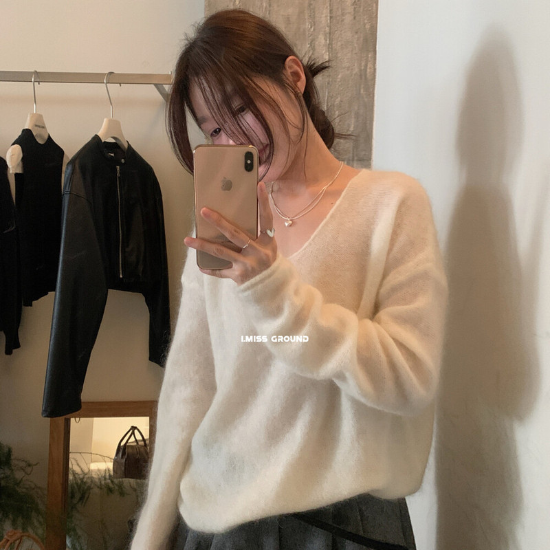 I Miss Korean Standard 2025 Autum New Gentle Style V Neck Loose Slimming Look Knitwear Women's Pure Color Knitwear Top