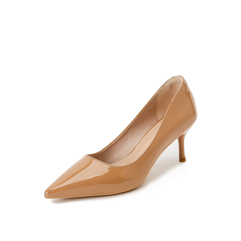 Zapatos de tacón alto para mujeres primavera 2022 nuevo temperamento diosa estilo desnudo tacones afilados no cansados zapatos profesionales