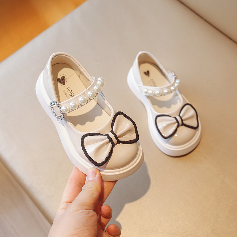 Zapatos de princesa de arco de niñas 2026 primavera y otoño nuevos zapatos de moda para niños zapatos de una sola niña zapatos negros al por mayor image 7