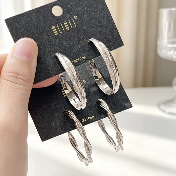 S925 silver needle double-layer frosted circle earrings, Korean-style simple textured metal earrings, autumn and winter coffee gold color