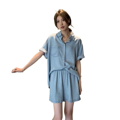 Set of 2 Women's  Summer T-shirt and Wide-Leg Denim Shorts, A-Silk Imitation Denim, Loose Fit, Korean Style