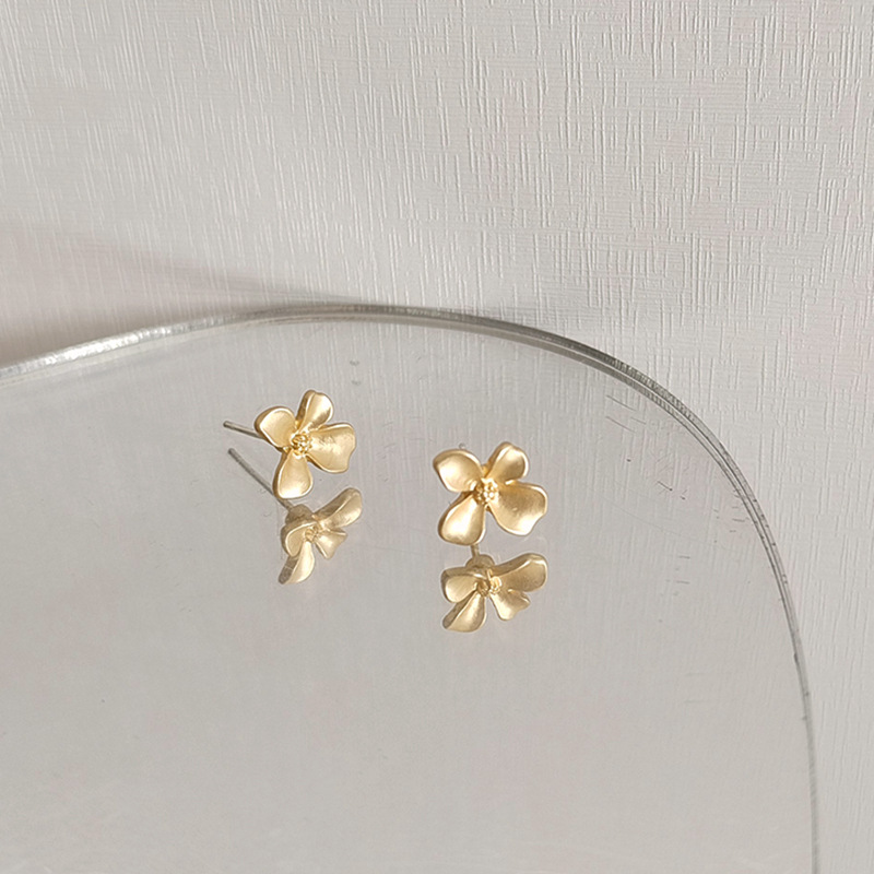 Simple Style Flower Alloy Plating Ear Studs display picture 2