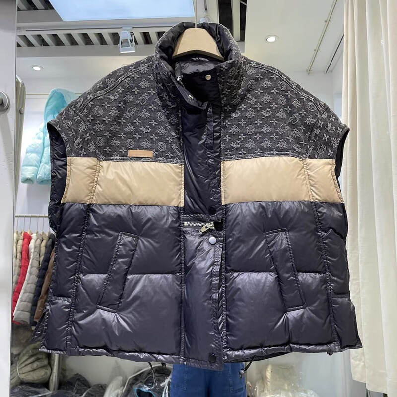 Denim Stitching Down Vest Women's Short 2024 Winter New Loose Collar Contrast Color White Duck Down Vest Trendy
