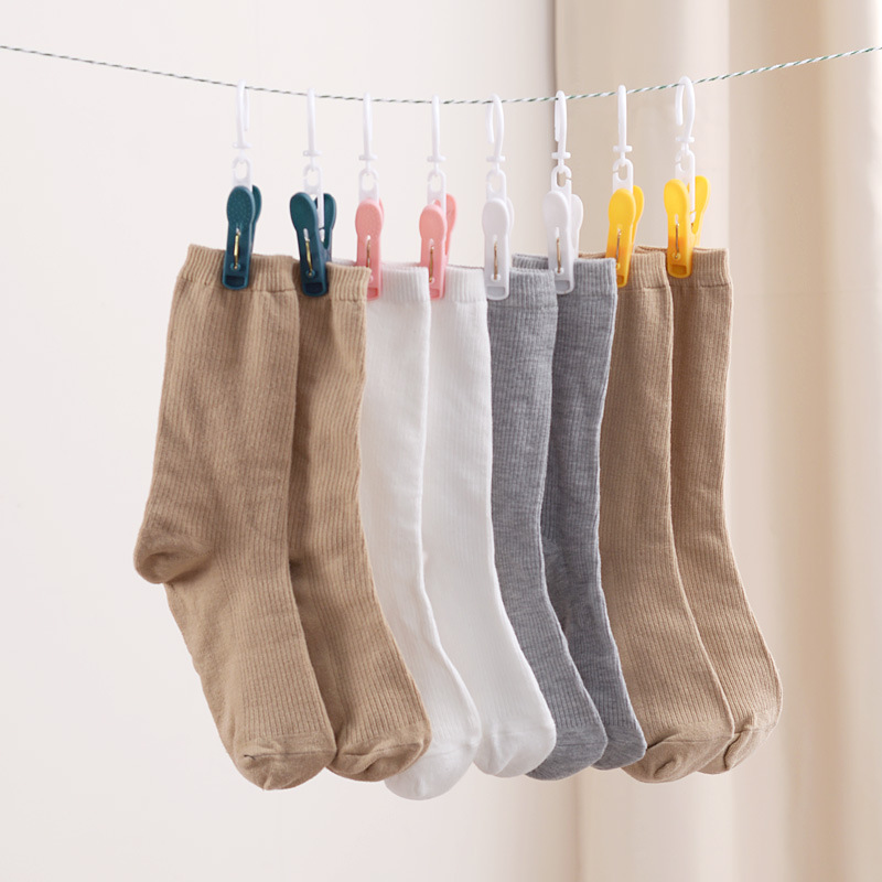 Factory wholesale portable clothes clip plastic mini underwear socks clothes clip spot factory direct sale