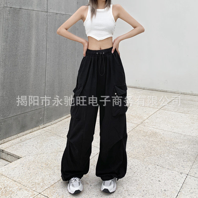 검은색