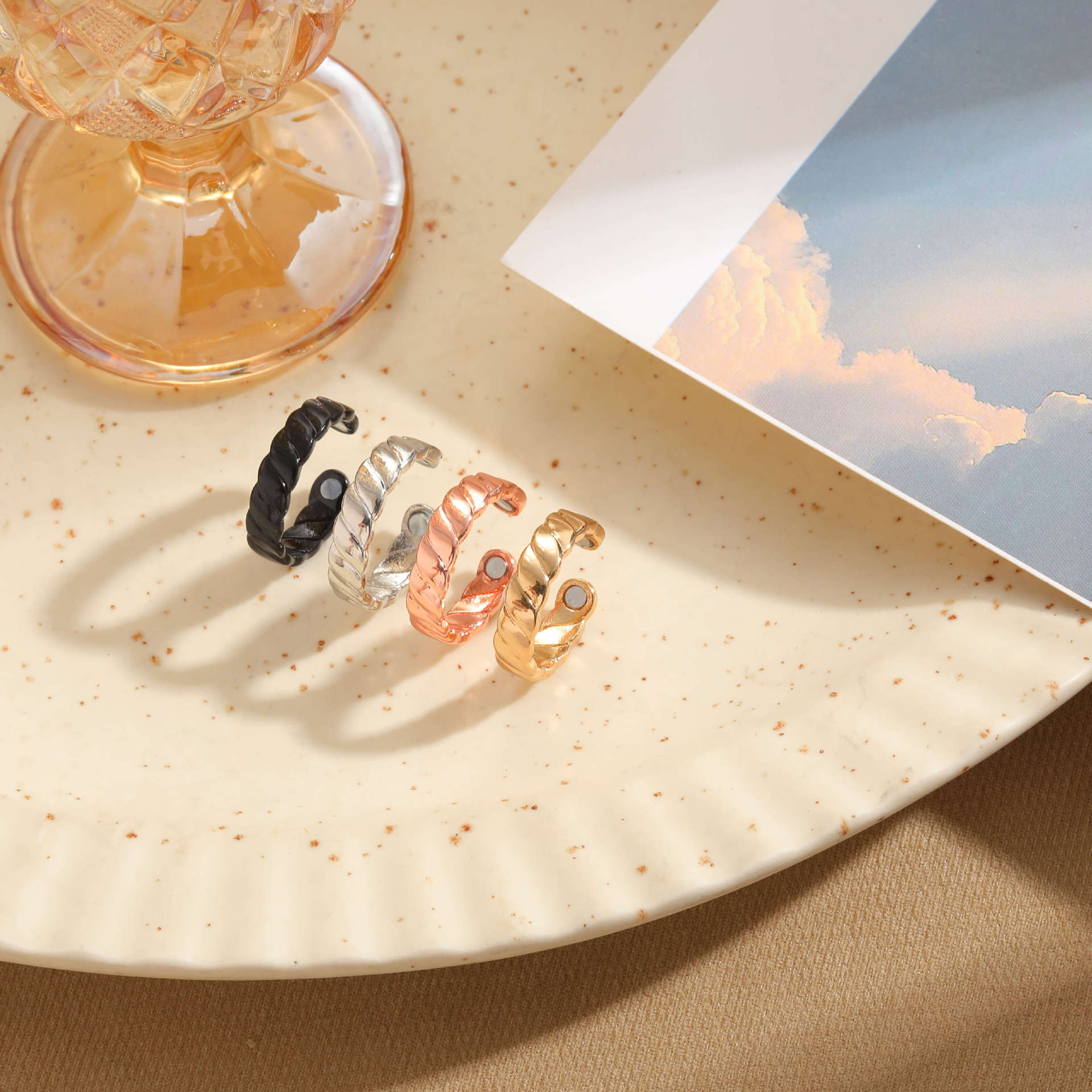 Magnetic retro small design universal ring for men and women