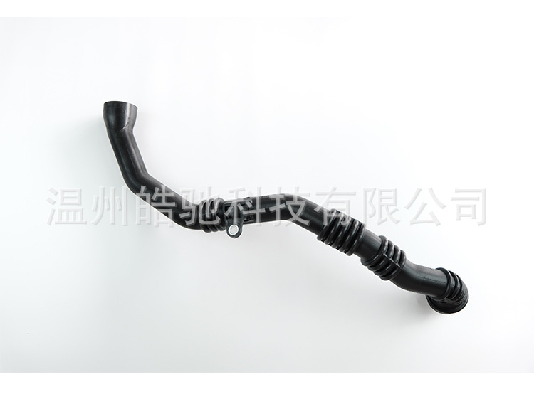 Suitable for Renault Dacia METZGER intercooler pipe CLIO 1.5D intake pipe air pipe 144609116R