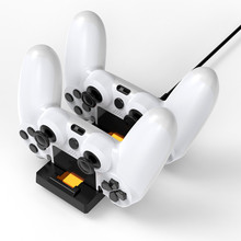 P4无线手柄震动六轴带灯steampc跨境座充游戏机双充底充游戏手柄