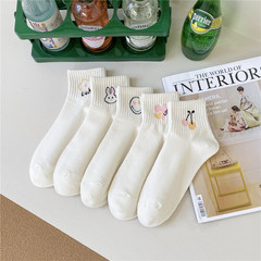 White Basic Cute Bunny Women's Cotton Socks with Cartoon Embroidery, Academic Style Women's Socks, Women's Short Socks