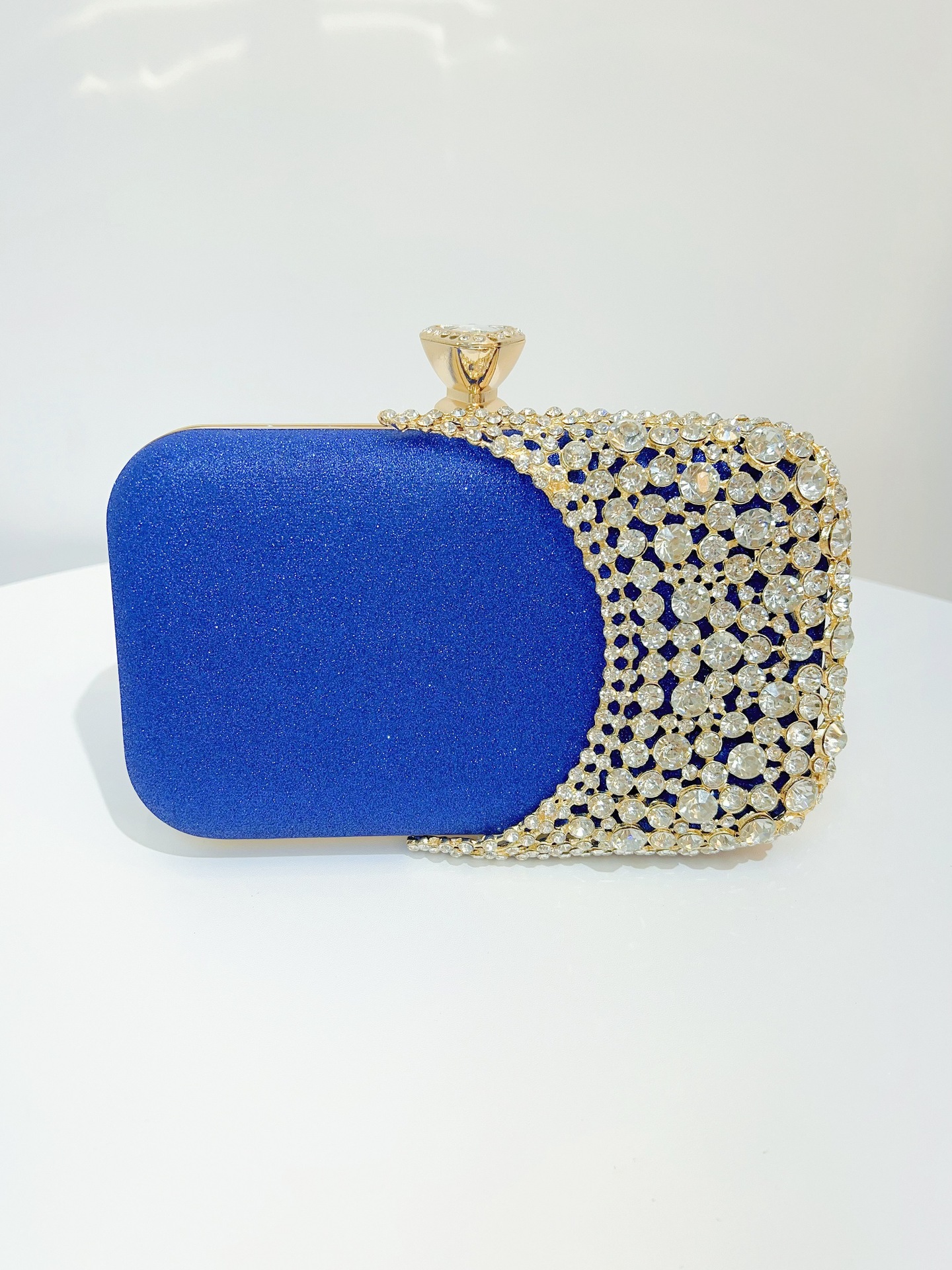 Women's Evening Handbag With Diamond Embellishment For Parties_voghion.com