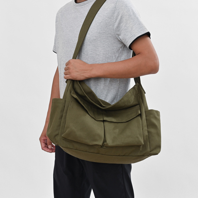 工装风单肩斜挎包男女帆布包学生上课包街头大容量休闲包百搭