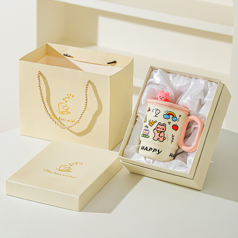 Hermosas tazas de regalo de cumpleaños para hombres y mujeres, tazas de agua de alto valor, tazas de paja creativas, tazas de pareja, tazas de escritorio de estudiantes