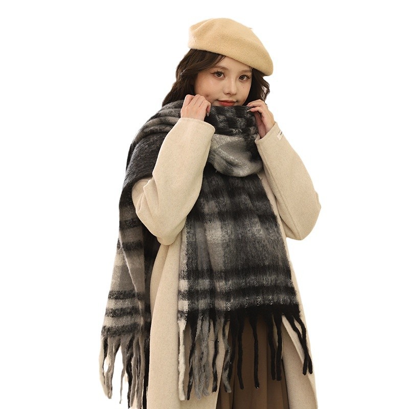 2024 autunno inverno nuova atmosfera sciarpa spessa in mohair, calore di alta qualità, cappotto versatile da uomo e da donna con strisce_voghion.com