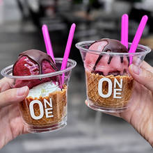 �W�tgelato����ܱ�һ���Ա�������͸��PET�����Ͳѩ���붨��