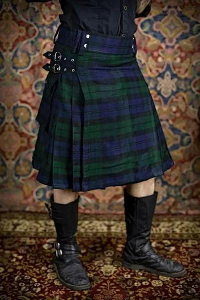 Men's plaid short skirt with straps and large pockets