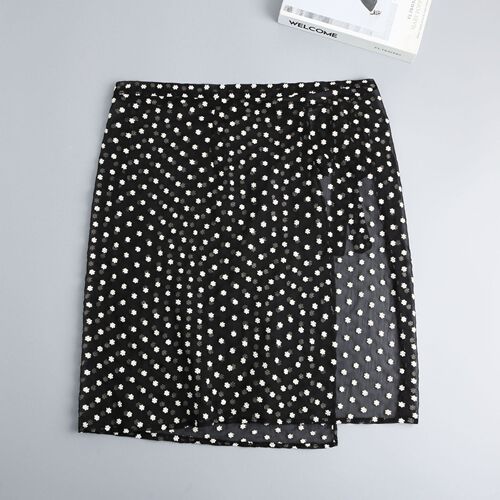 Black A-line Skirt, Unisex Size, Layered Underwear for Slimming Effect with Sweatshirt, Sweater, and Base Skirt