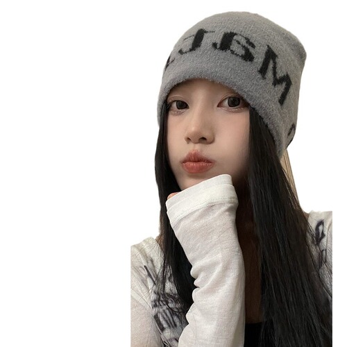  Autumn/Winter New Fashion Matchable Knitted Hat for Girls and Boys, Warm Ear Protection Knit Hat with Wool Yarn, Stylish Cold Hat for Men and Women, Trendy