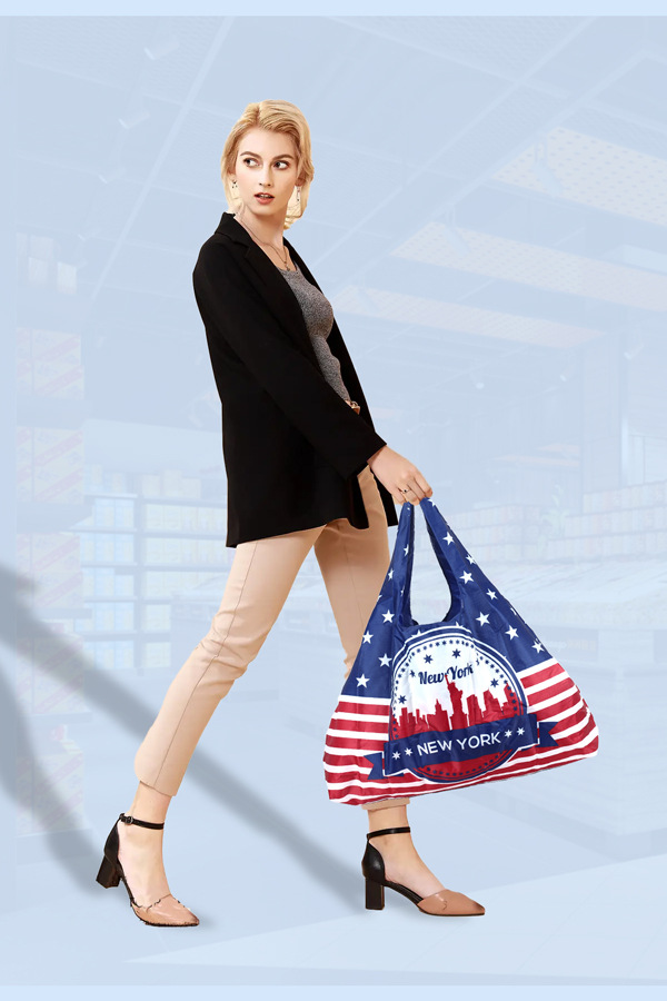 Unisex Vintage Style National Flag Polyester Shopping Bags display picture 6