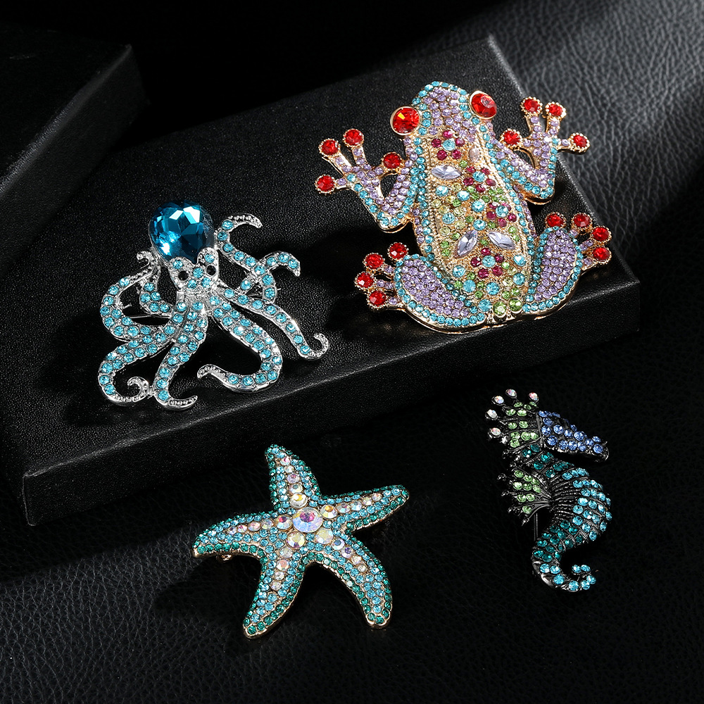 Estilo Marino Estilo IG Pin Tortuga Pavo Real Estrella De Mar Aleación Enchapado Embutido Diamantes De Imitación Unisexo Broches display picture 2