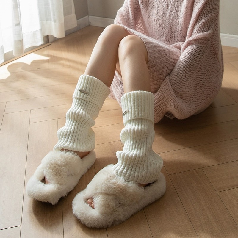 Japanese Autumn and Winter Loose Leg Sleeve Girl's All-match Stacks Metal Standard Mid-tube Socks Warm Knitted Shoe Cover