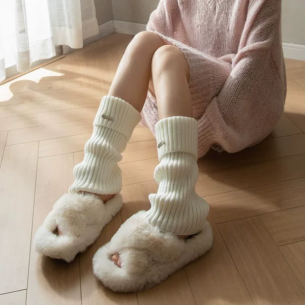 Japanese Autumn and Winter Loose Leg Sleeve Girl's All-match Stacks Metal Standard Mid-tube Socks Warm Knitted Shoe Cover